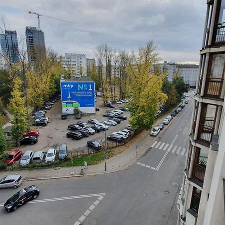 Apartamento Apartament Twarda Varsovia Exterior foto
