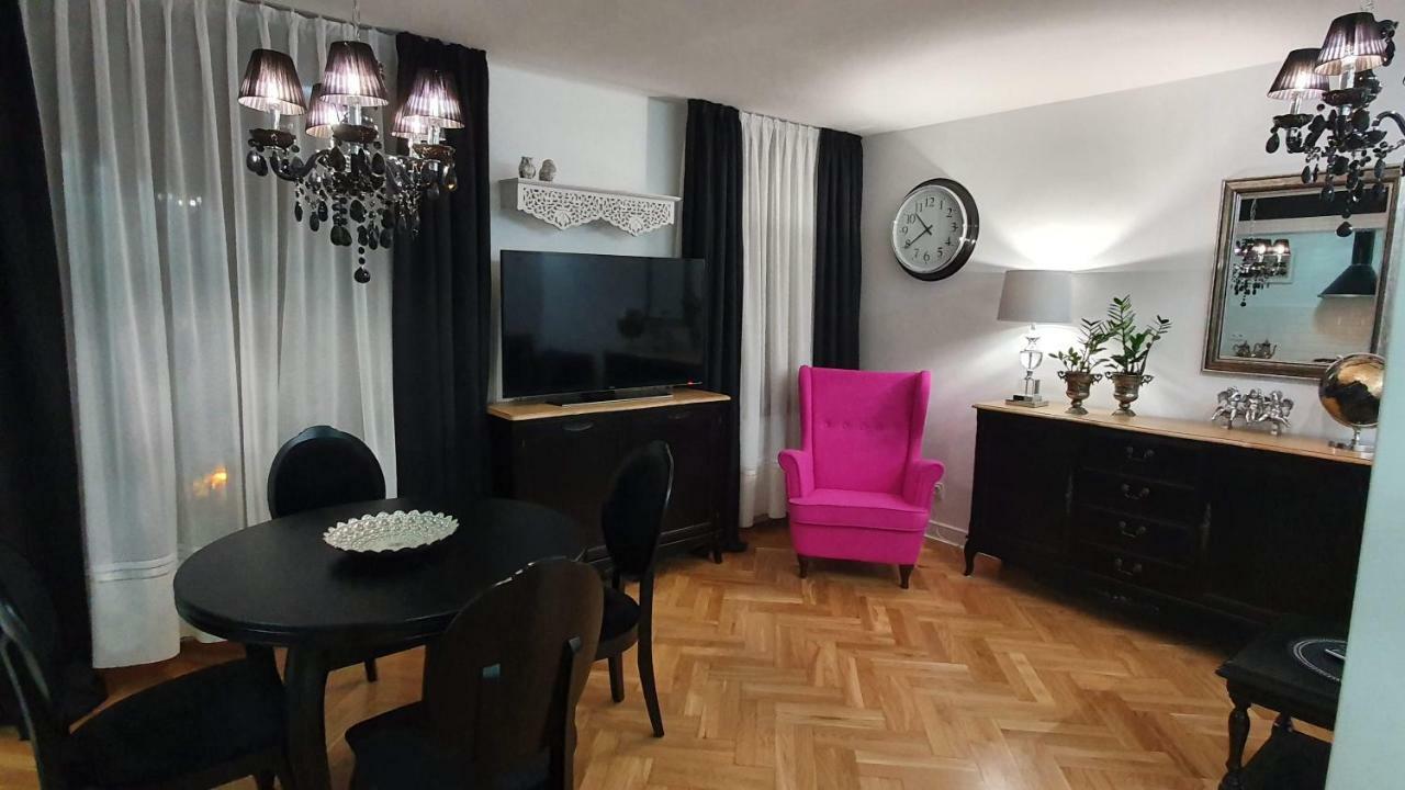 Apartamento Apartament Twarda Varsovia Exterior foto